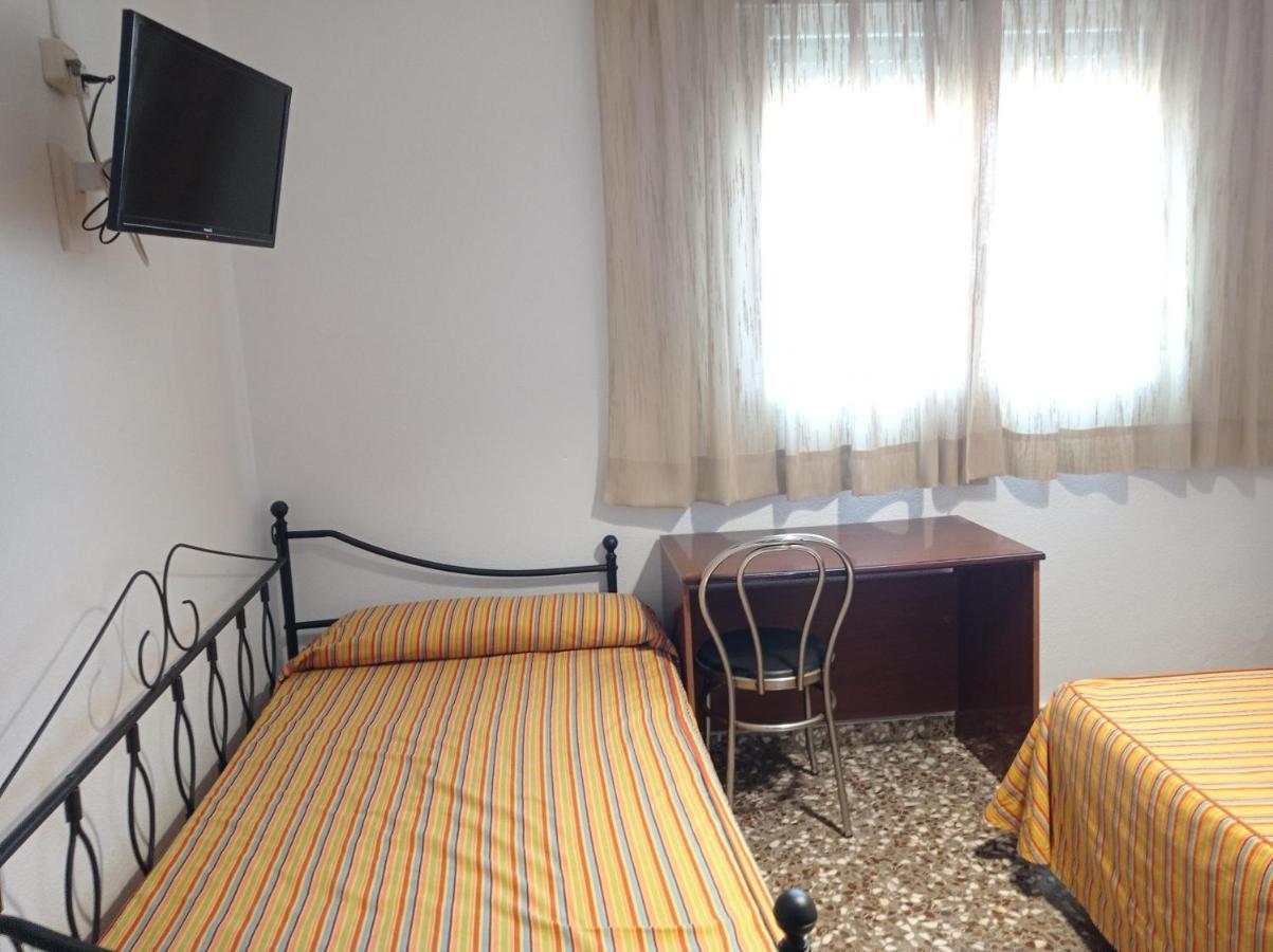 Antolin Guest House Minaya Екстер'єр фото