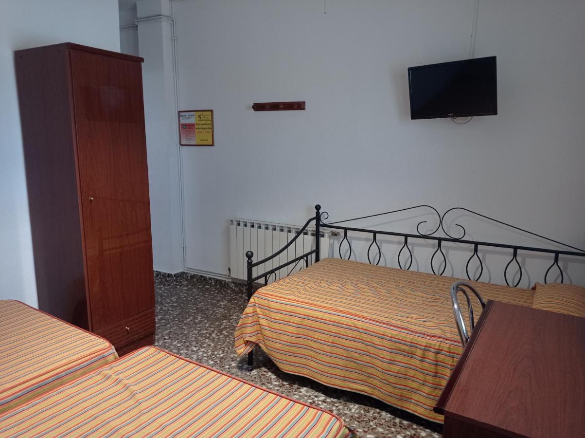Antolin Guest House Minaya Екстер'єр фото